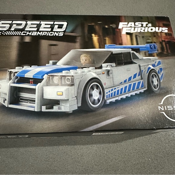 LEGO Speed Champions Nissan Skyline GT-R (76917) – Fast & Furious, 319 PCS - Picture 4 of 9